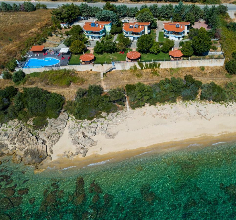 Secret Paradise Villas Loutra Elevtheron 外观 照片