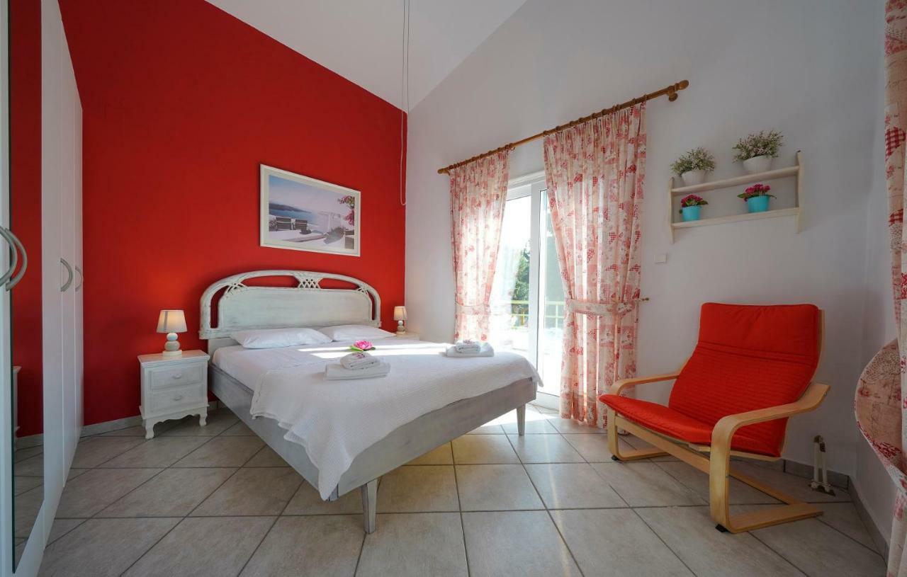 Secret Paradise Villas Loutra Elevtheron 外观 照片